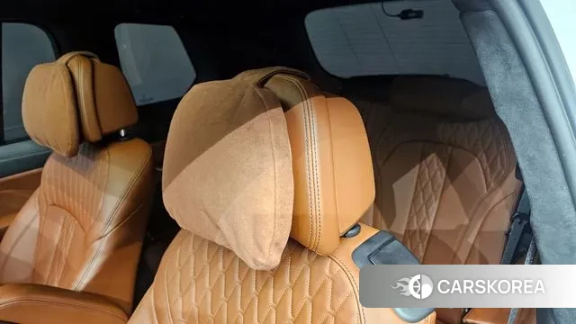 BMW X7 (G07) 2023 Белый из Кореи, фото 4