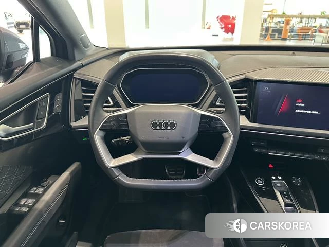 Audi Q4 e-tron 2023 Синий из Китая, фото 4