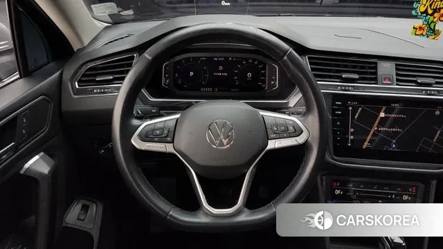 Volkswagen Tiguan Allspace 2023 Серый из Кореи, фото 4