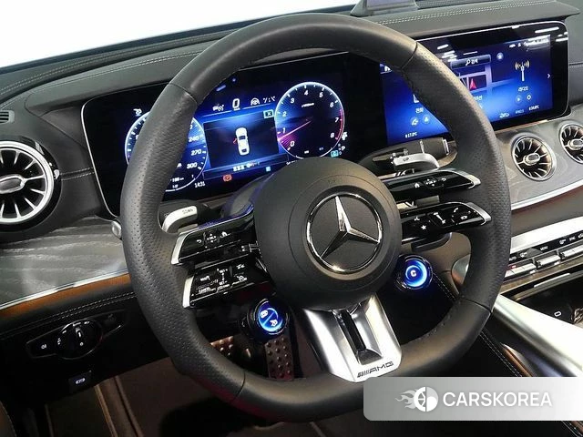 Mercedes-Benz AMG GT 2024 Небесно-голубой из Кореи, фото 4