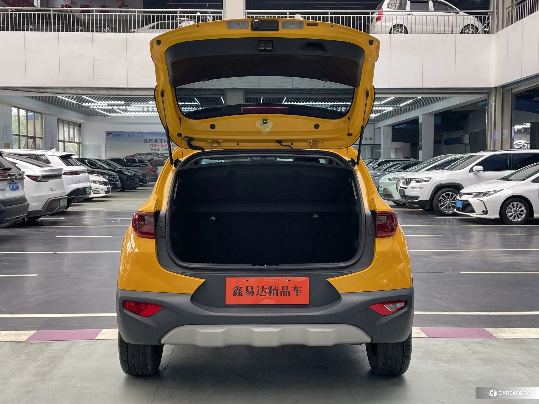 Kia Yi Ran 2021 Желтый из Китая, фото 4