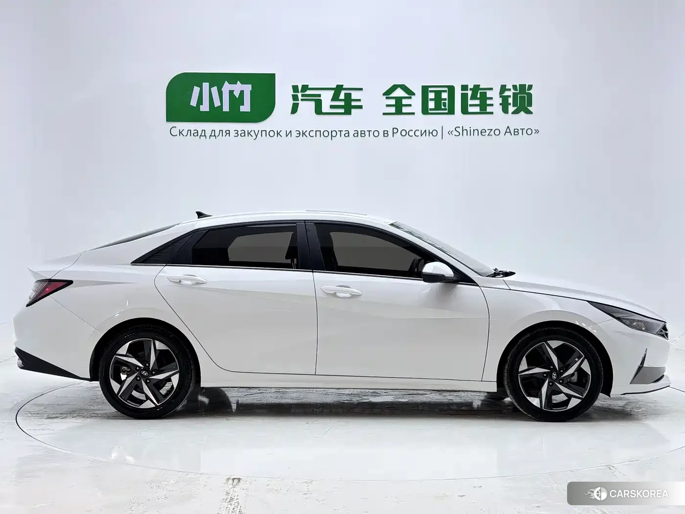 Hyundai Elantra 2023 Белый из Китая, фото 4