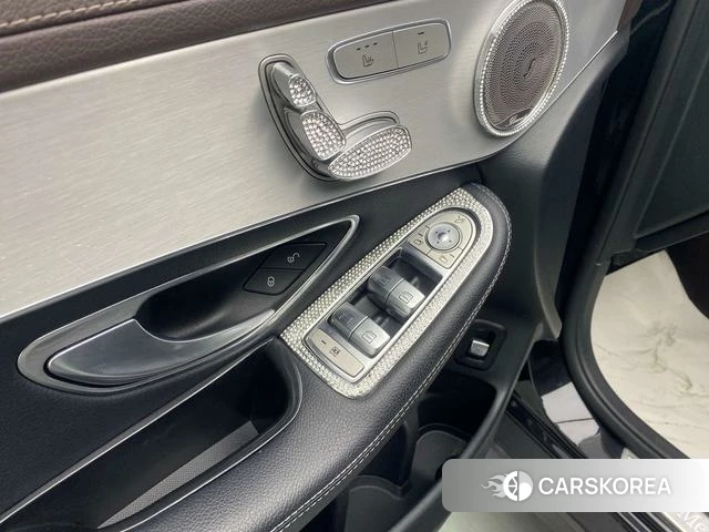 Mercedes-Benz GLC 2021 Черный из Китая, фото 4