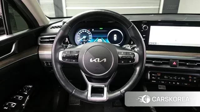 Kia K5 3rd generation 2023 Черный из Кореи, фото 4