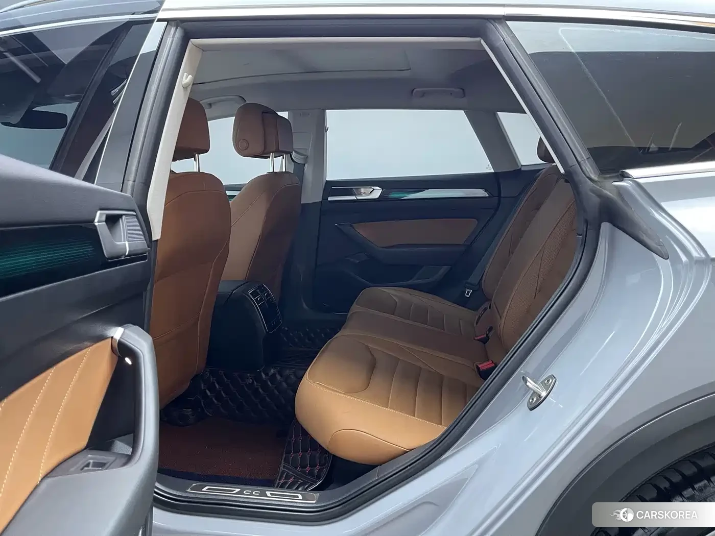 Volkswagen FAW-Volkswagen CC 2024 Silver/gray из Китая, фото 4