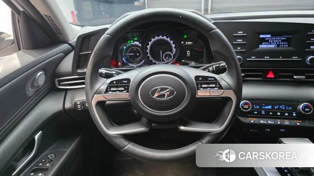 Hyundai Avante Hybrid (CN7) 2023 Белый из Кореи, фото 4