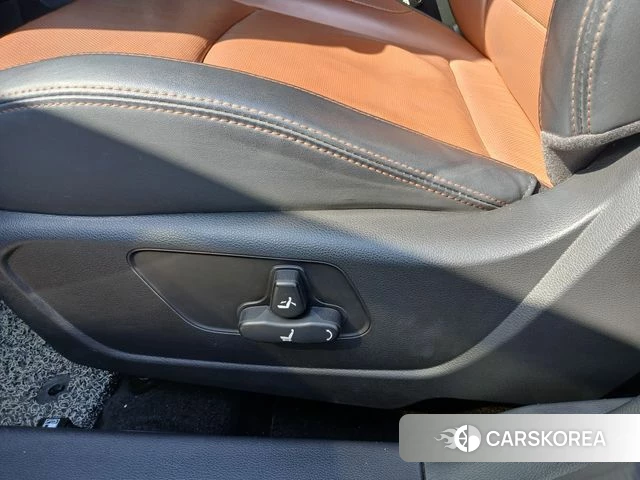 Ssangyong Tivoli Armor 2018 Серый из Кореи, фото 4