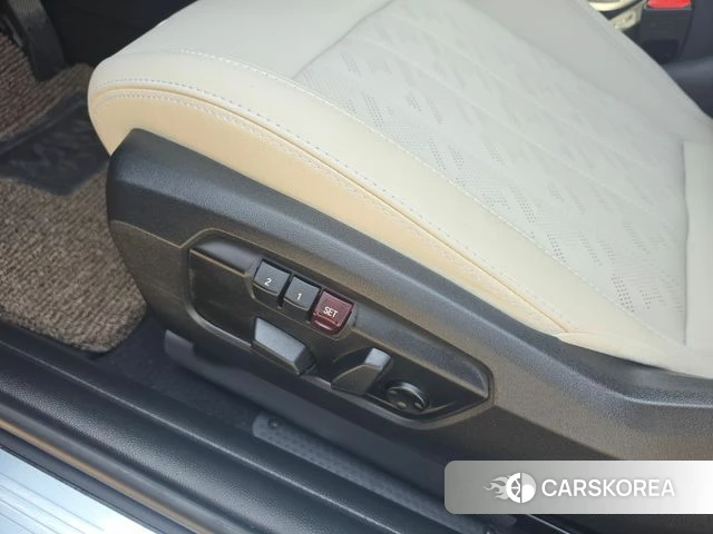 Mini Cooper S 4th Generation 2025 Красный из Кореи, фото 4