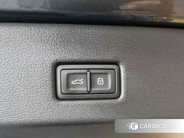 Audi A7 2025 Темно-серый из Китая, фото 4