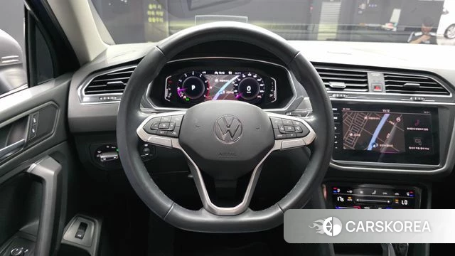 Volkswagen Tiguan Allspace 2023 Синий из Кореи, фото 4