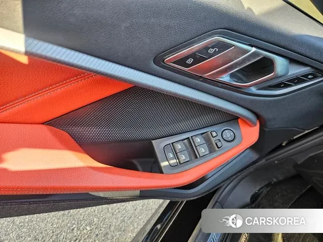 BMW 1 Series (F40) 2021 Черный из Кореи, фото 4