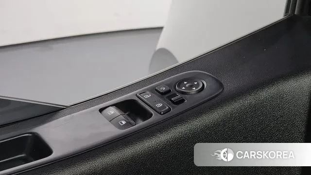 Hyundai Staria 2021 Серебряный из Кореи, фото 4