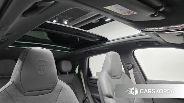 Porsche Cayenne (PO536) 2023 Черный из Кореи, фото 4