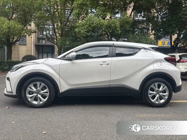 Toyota IZOA 2021 Белый из Китая, фото 4