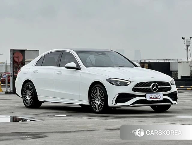 Mercedes-Benz Class C 2022 Белый из Китая, фото 4