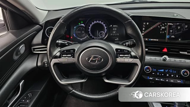 Hyundai Avante Hybrid (CN7) 2022 Белый из Кореи, фото 4