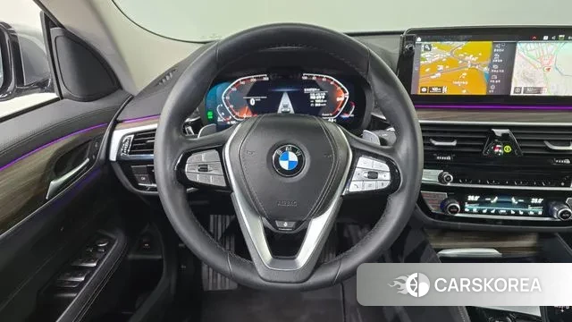 BMW 6 Series GT (G32) 2023 Серебристо-серый из Кореи, фото 4