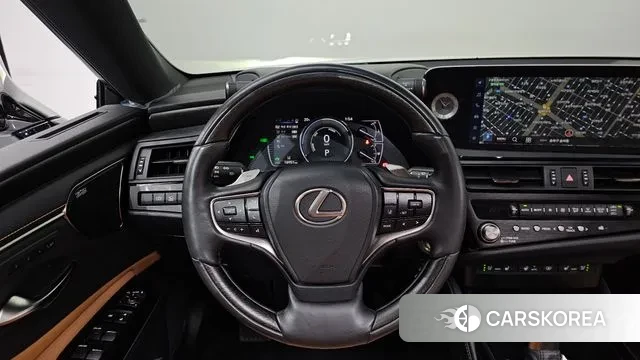 Lexus ES300h 7th generation 2024 Белый из Кореи, фото 4