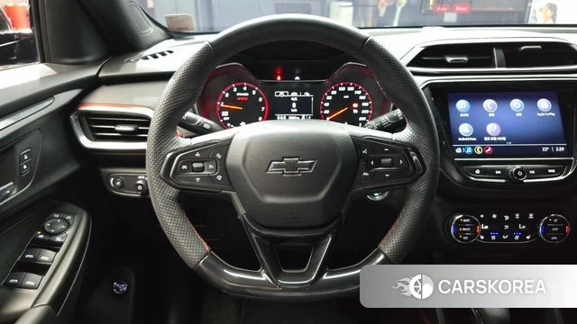 Chevrolet (GM Daewoo) Trailblazer 2023 Черный из Кореи, фото 4