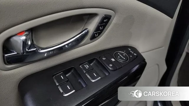 Kia The New Carnival 2019 Серый из Кореи, фото 4