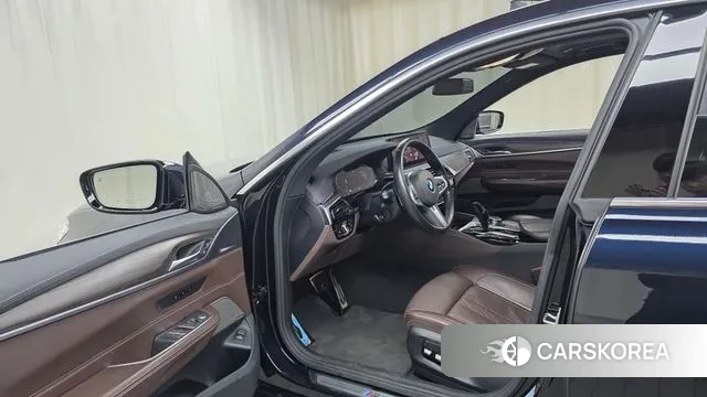 BMW 6 Series GT (G32) 2020 Черный из Кореи, фото 4