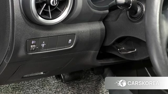 Hyundai The New Kona 2022 Серебристо-серый из Кореи, фото 4