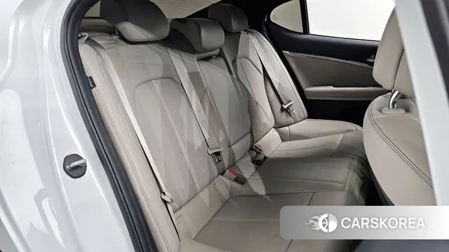 Genesis The New G70 2021 Белый из Кореи, фото 4