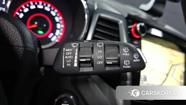 Ssangyong Tivoli Armor 2018 Белый из Кореи, фото 4