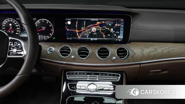Mercedes-Benz E-Class W213 2019 Белый из Кореи, фото 4