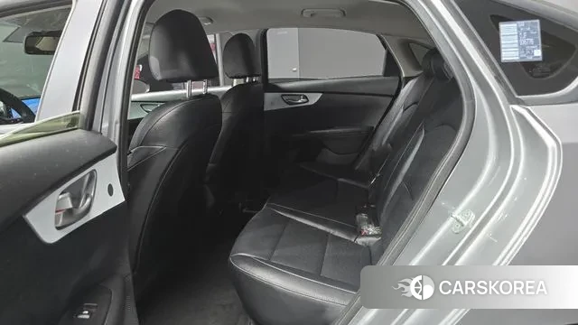 Kia The New K3 2nd generation 2021 Серебряный из Кореи, фото 4