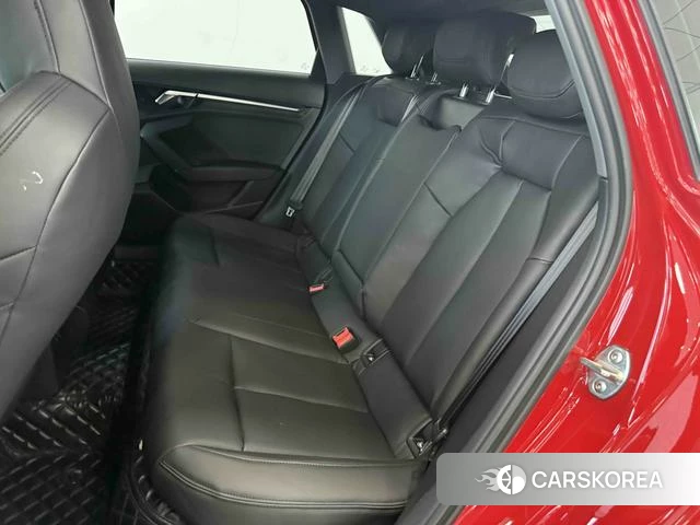 Audi A3 2022 Красный из Китая, фото 4