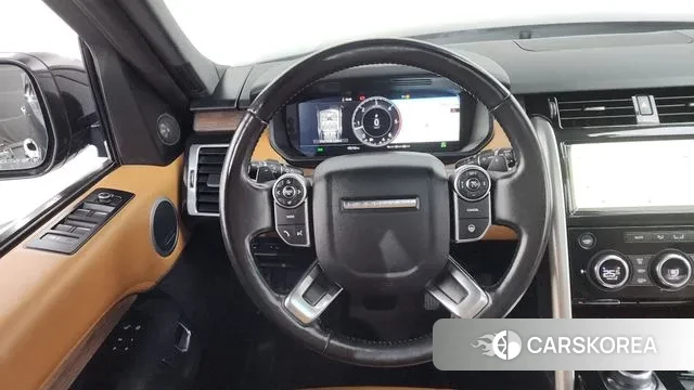 Land Rover Discovery 5 2018 Черный из Кореи, фото 4