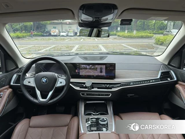 BMW X7 2023 Черный из Китая, фото 4