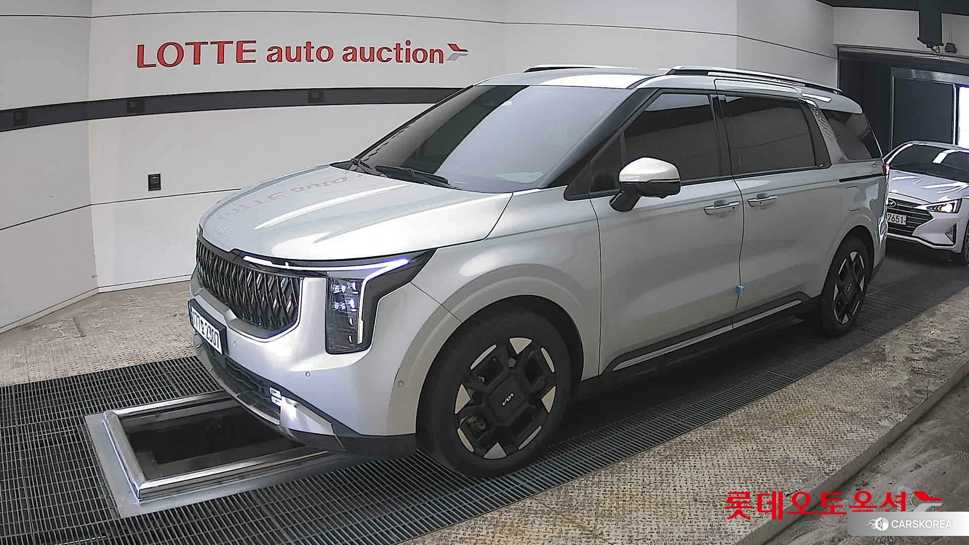 Kia Carnival Hybrid 2024 Другое из Кореи, фото 4