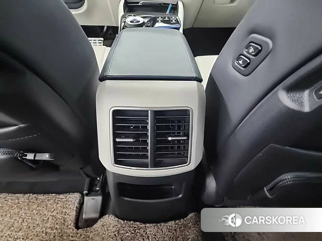 Kia Sportage 5th Generation Hybrid 2023 Серый из Кореи, фото 4