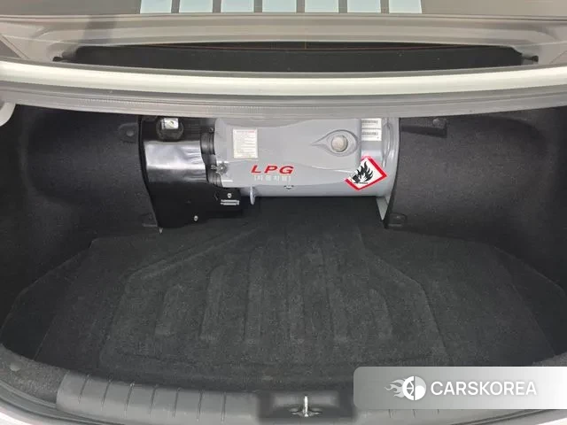 Hyundai The New Avante AD 2019 Белый из Кореи, фото 4