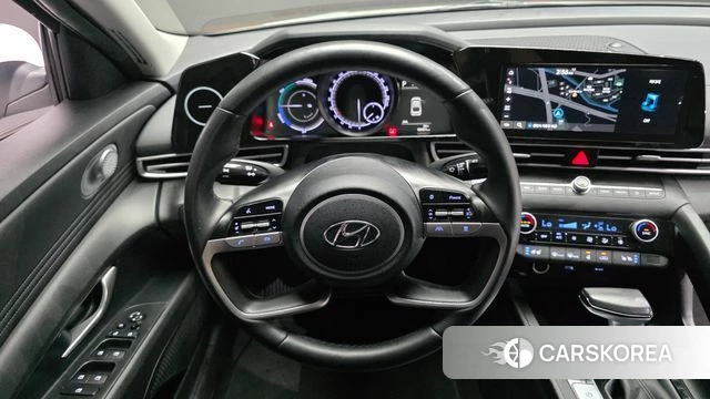 Hyundai Avante Hybrid (CN7) 2022 Белый из Кореи, фото 4