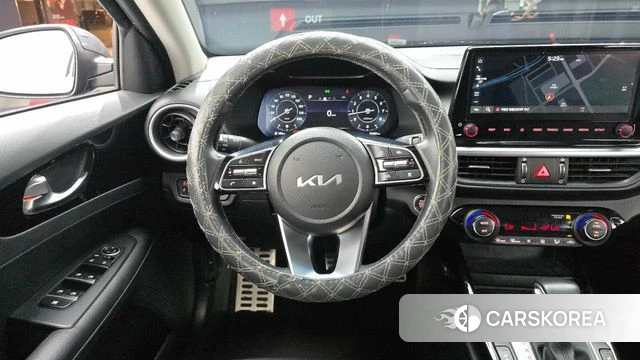 Kia The New K3 2nd generation 2023 Серый из Кореи, фото 4