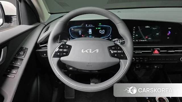 Kia Di Ol Nu Niro 2025 Белый из Кореи, фото 4