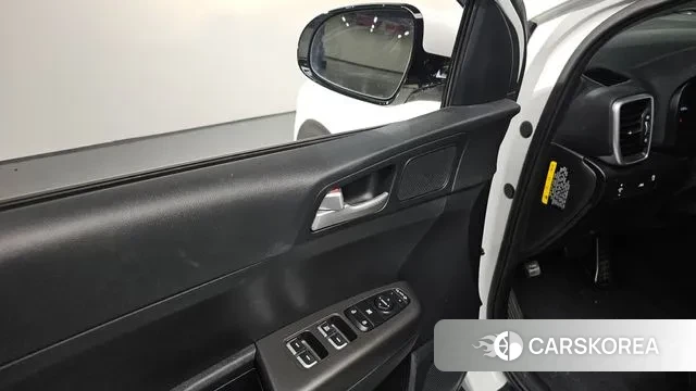 Kia Sportage The Bold 2019 Белый из Кореи, фото 4