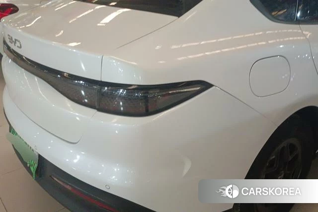 BYD Seal 05DM 2025 Белый из Китая, фото 4