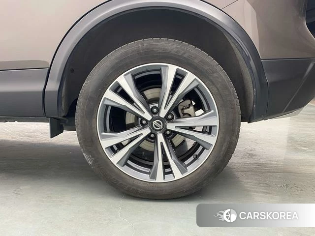 Nissan Qashqai 2023 Темно-серый из Китая, фото 4