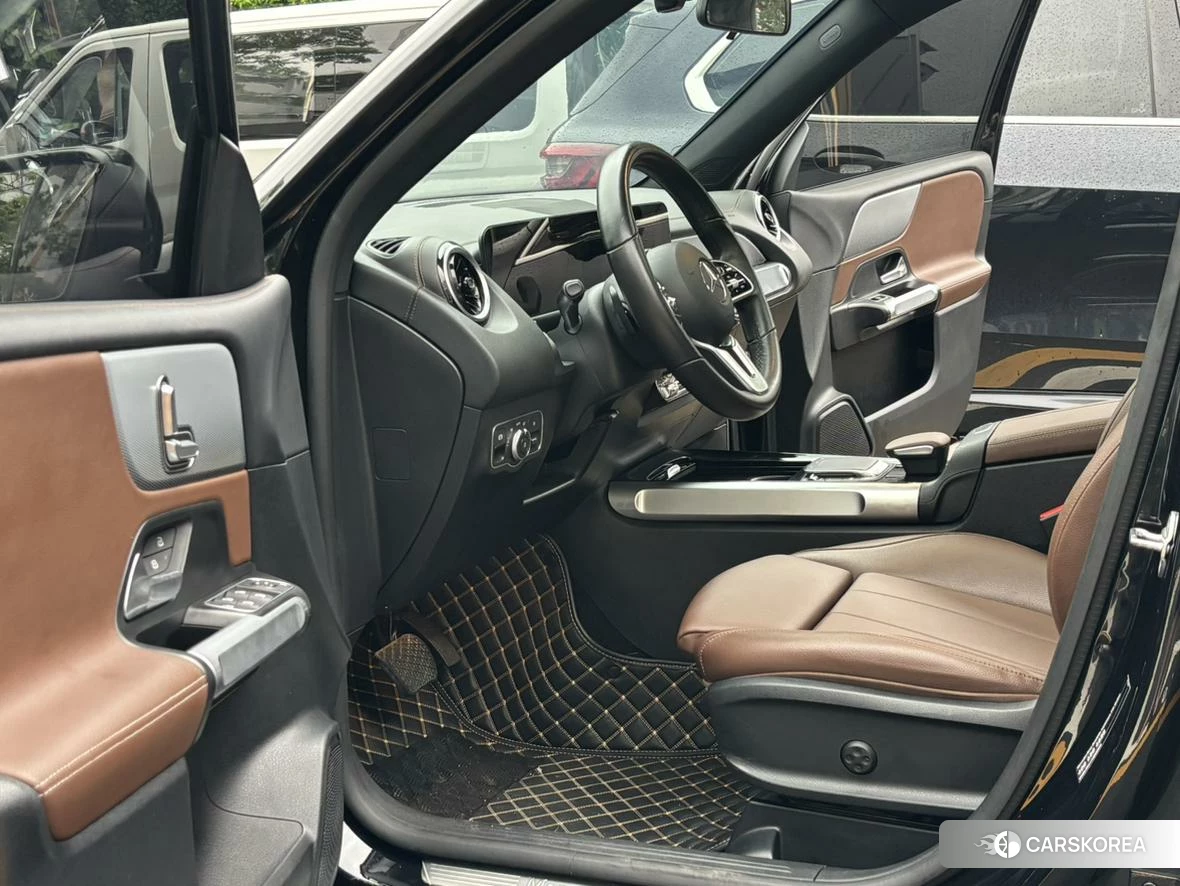 Mercedes-Benz GLB 2022 Черный из Китая, фото 4