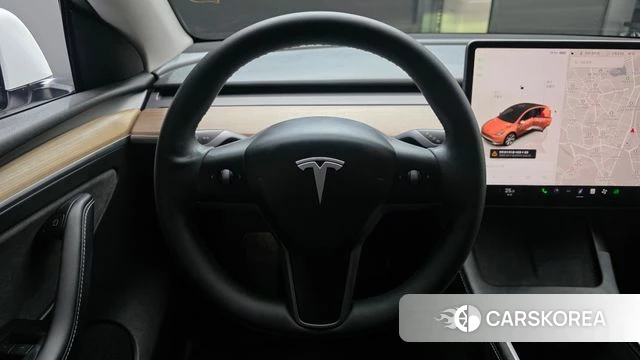Tesla Model Y 2023 Белый из Кореи, фото 4