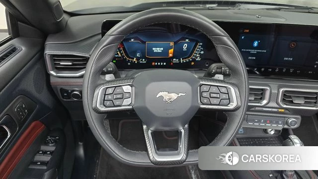 Ford Mustang 7th Generation 2024 Черный из Кореи, фото 4