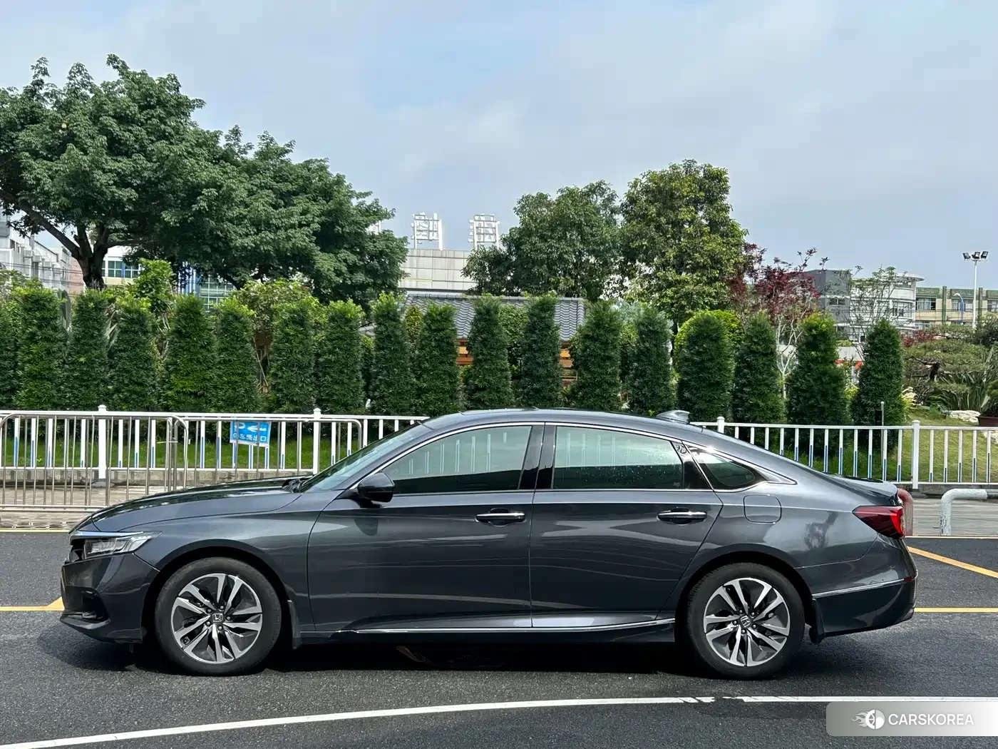 Honda Accord 2022 Silver/gray из Китая, фото 4