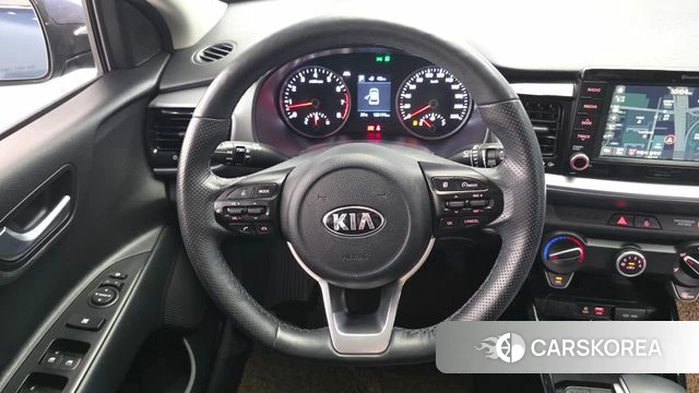 Kia Stonic 2018 Синий из Кореи, фото 4