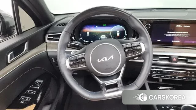 Kia K5 3rd generation 2022 Серый из Кореи, фото 4