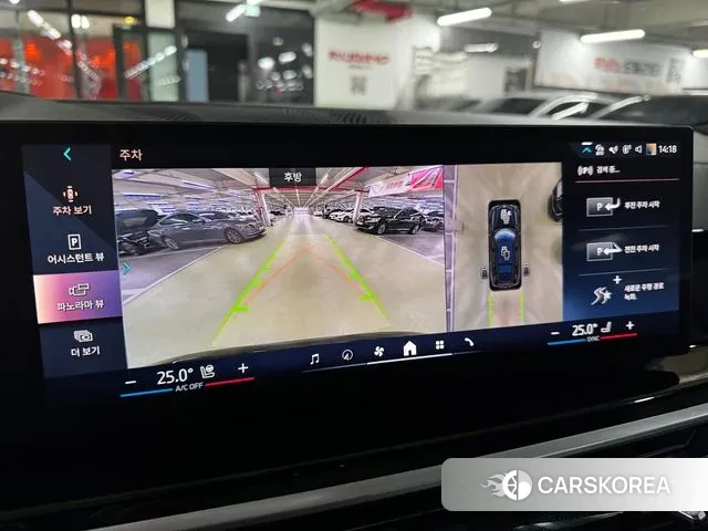 BMW X7 (G07) 2024 Черный из Кореи, фото 4