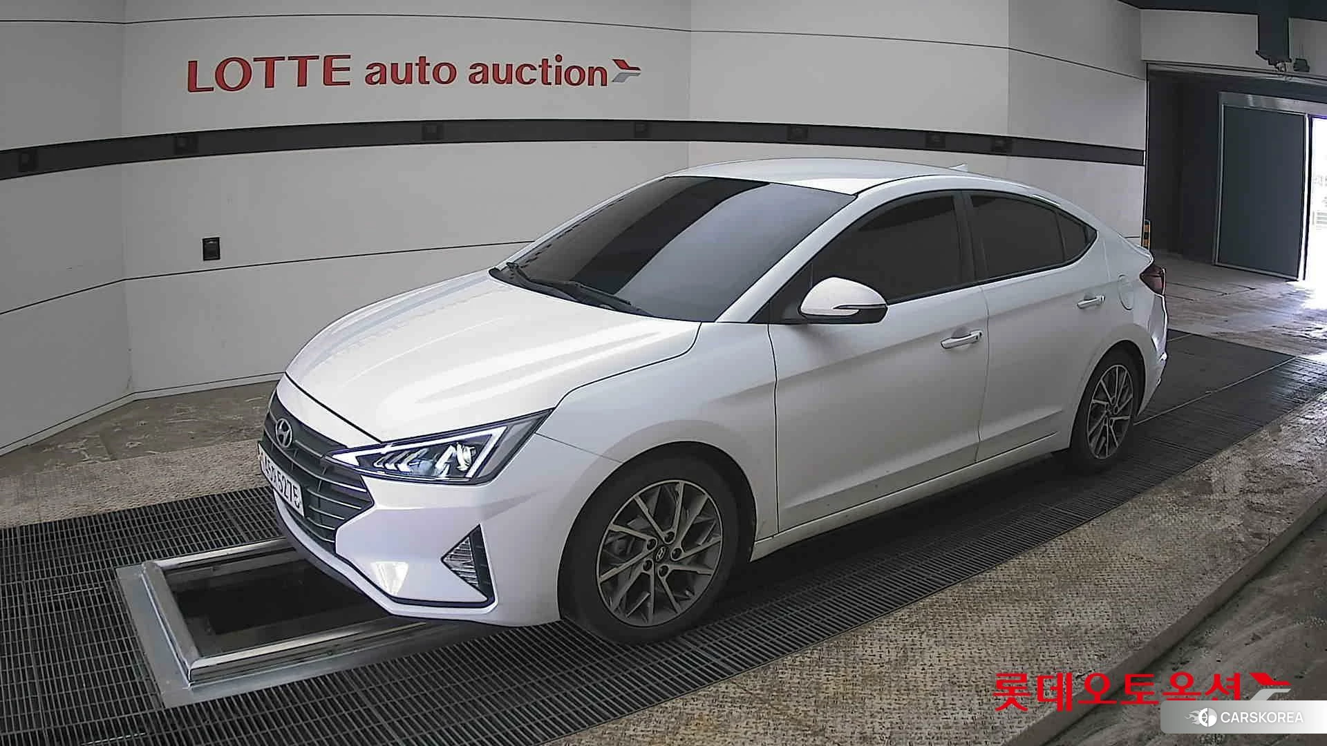 Hyundai Avante 2020 Polar White из Кореи, фото 4